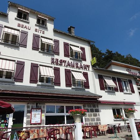 Logis Hotel Le Beau Site Chambon-sur-Lac Exterior photo